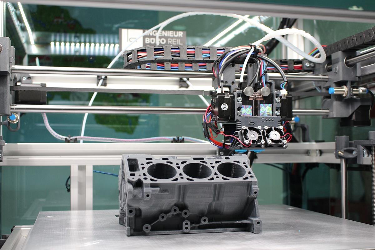 Jak druk 3D zmienił produkcję prototypów w przemyśle lotniczym