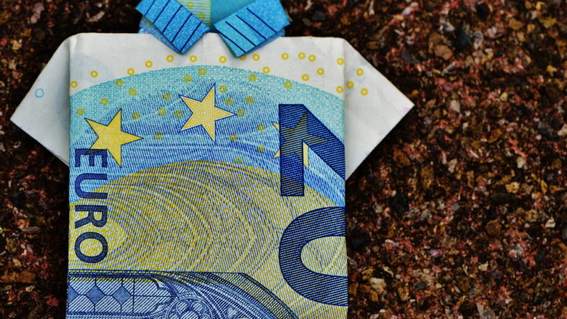 Bezpieczne finansowanie nieruchomości: Strategia i analiza ryzyka przy długoterminowych zobowiązaniach